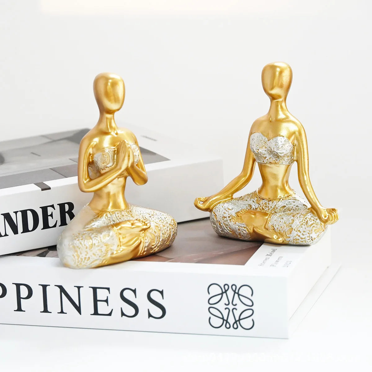 Yoga girl ornaments tv stand decorations, body art figurines, meditation yoga ornaments, office decorations, lifelike girl shap